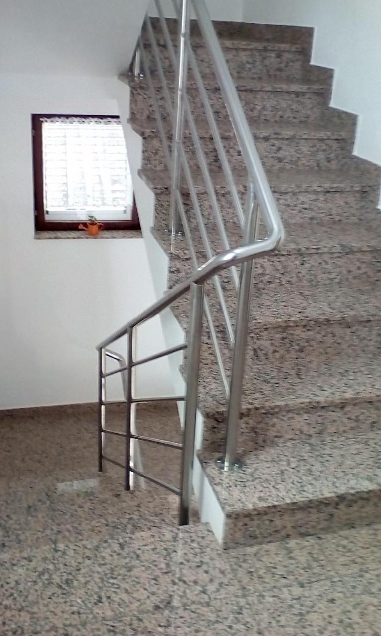 Apartment Gotovina ビオグラード・ナ・モル エクステリア 写真